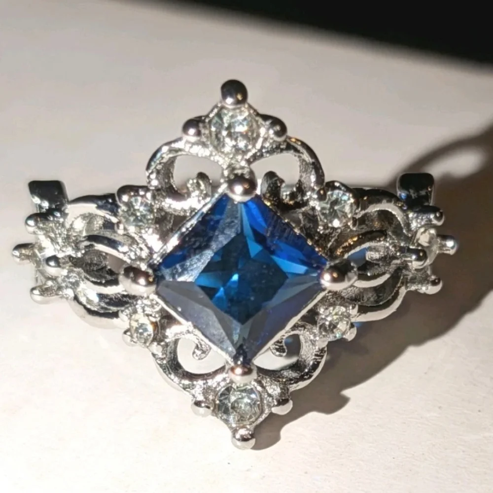 Ladie's Vintage Design Princess Cut Lab Created Sapphire Engagement Ring